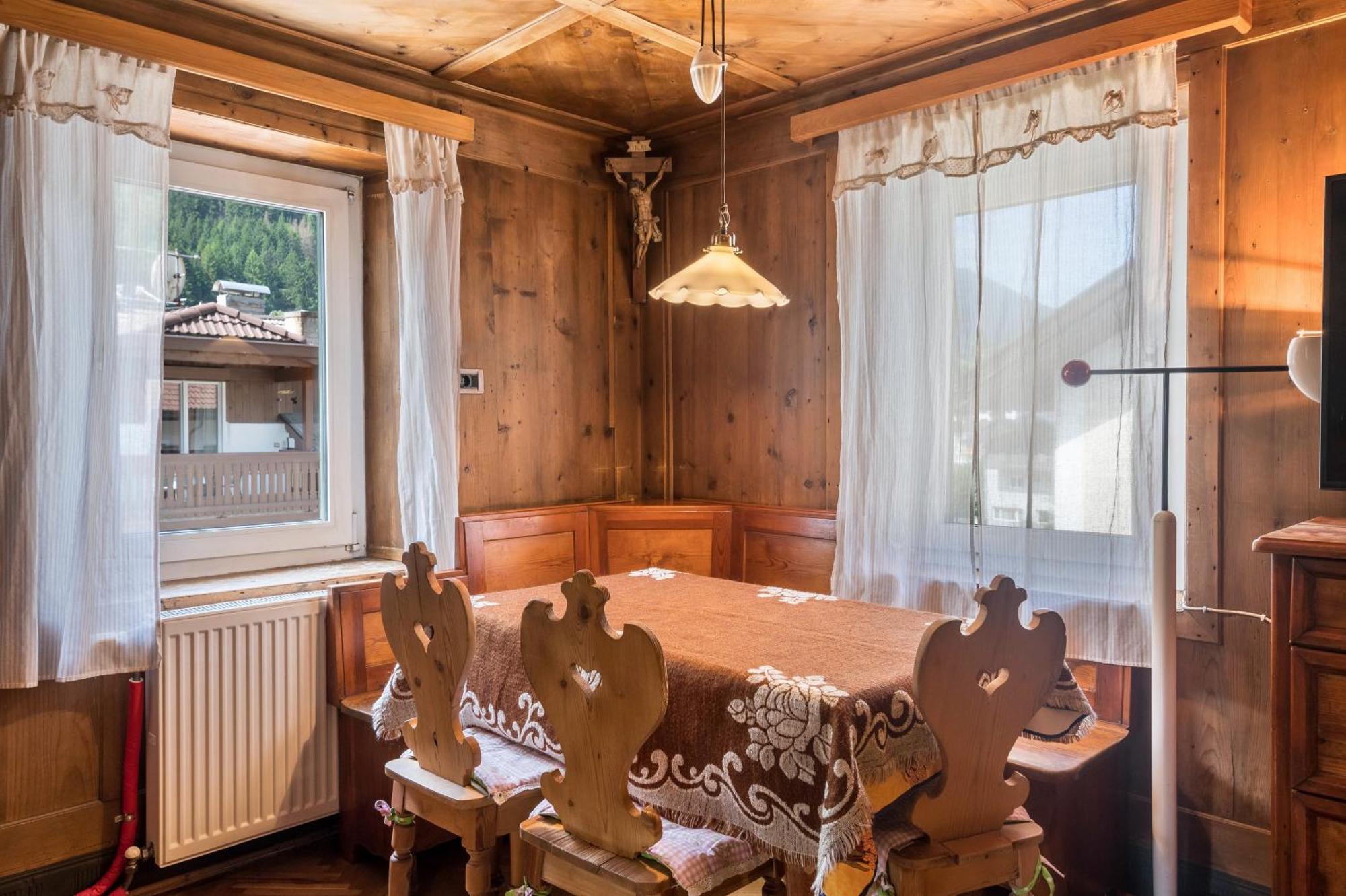 Enrich Apartment Ortisei Bagian luar foto