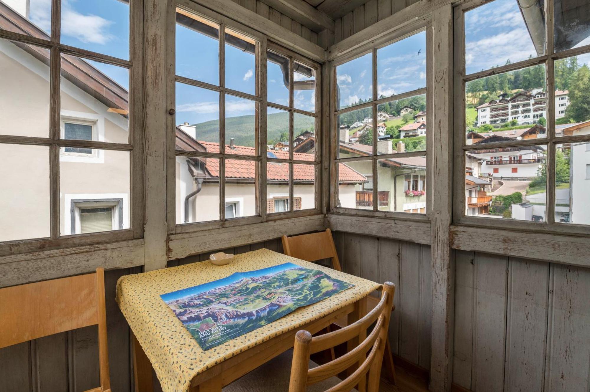 Enrich Apartment Ortisei Bagian luar foto